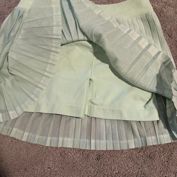 FP Movement Free People pleated mini tennis skirt skort M/L golf mesh - Picture 4 of 6